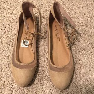 Nude flats